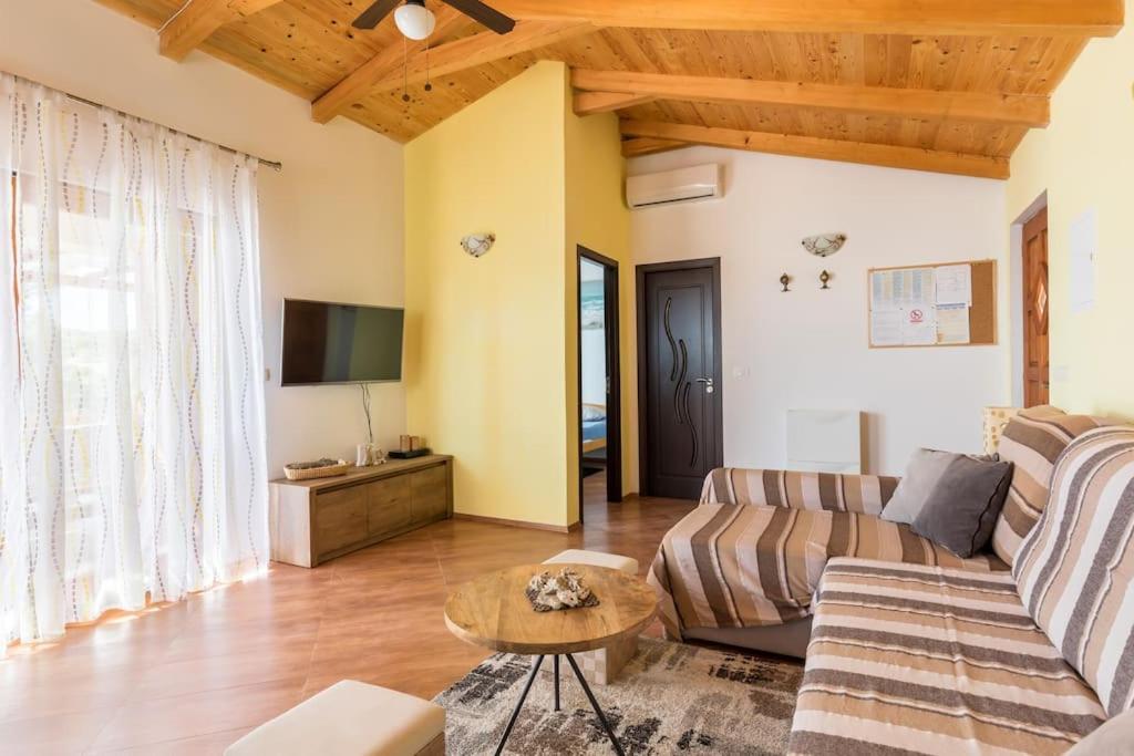 Beautiful Bay House Duga Βίλα Okrug Gornji Εξωτερικό φωτογραφία